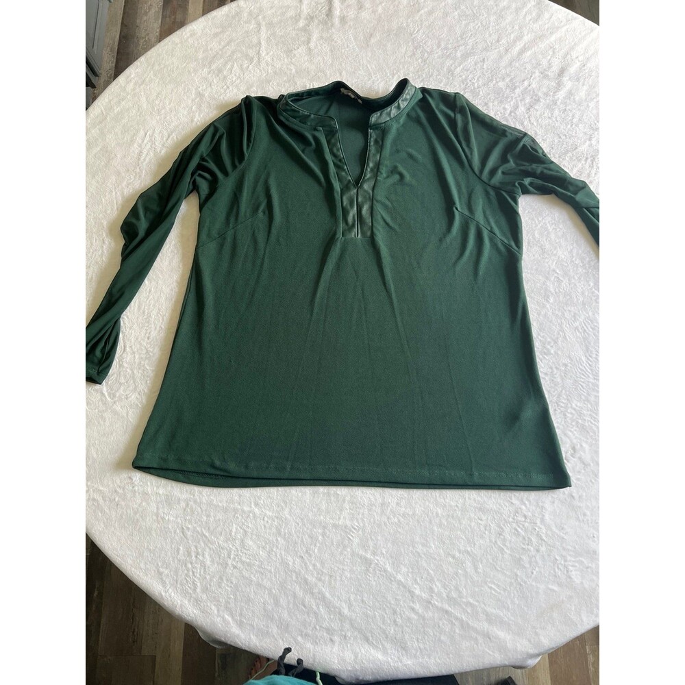 Green Maurice’s shirt with sheer sleeves sz XL